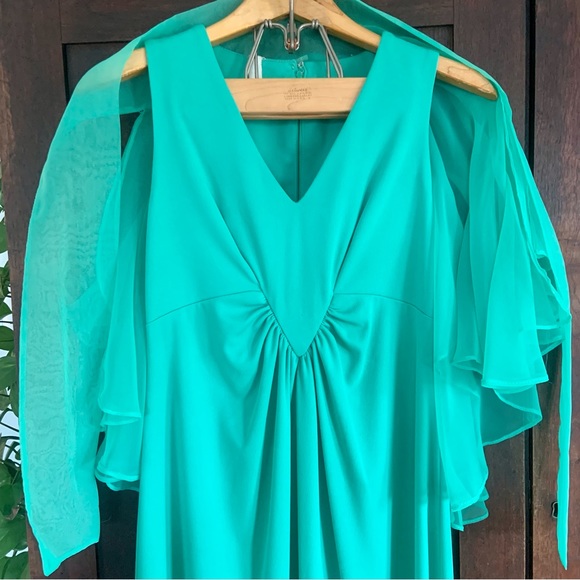 Vintage 1970s Full Length Gown With Sheer Capelet - Picture 4 of 12